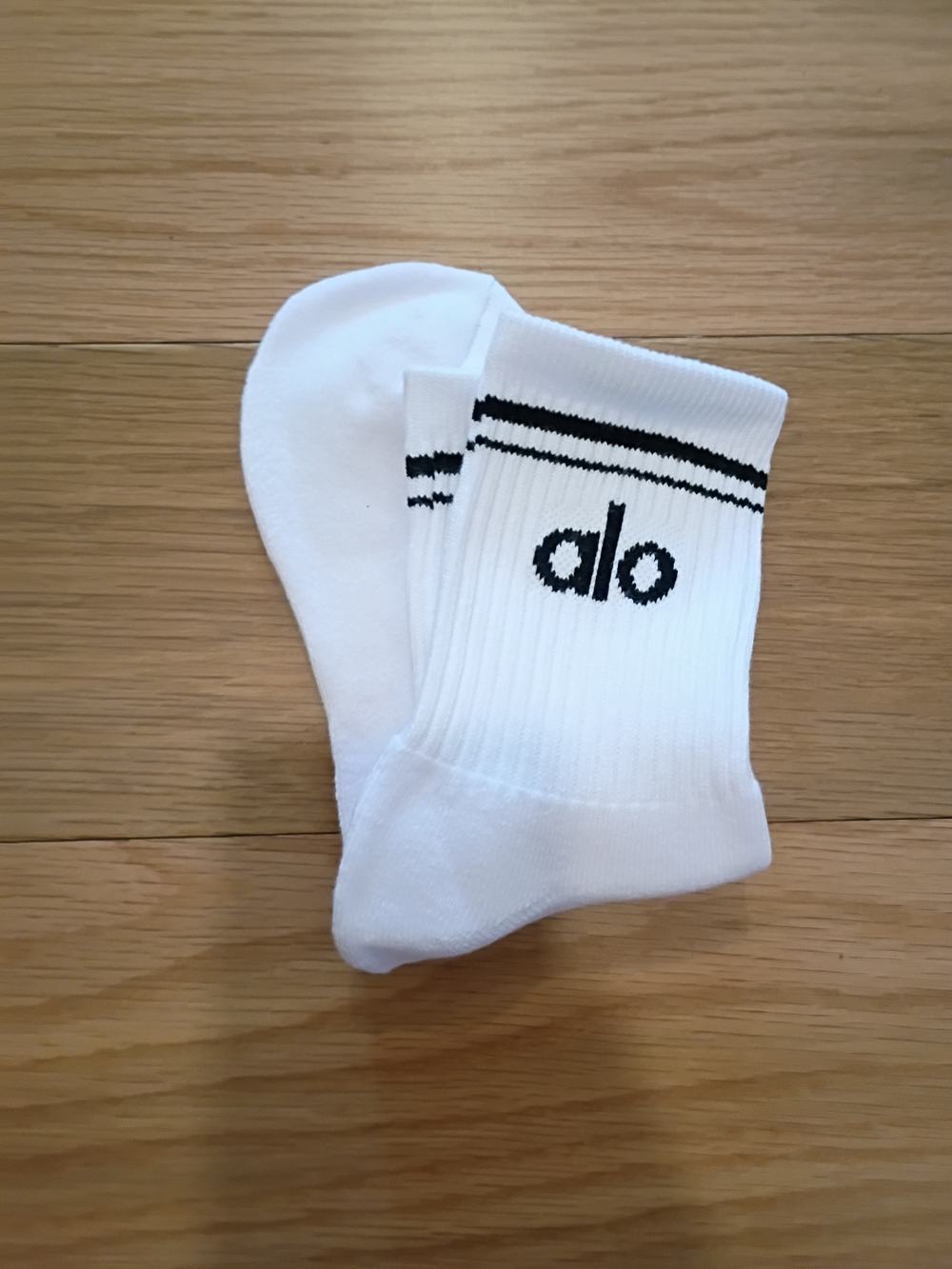ALO Yoga White half Crew Athletic Socks with Black Logo - Picture 3 of 3